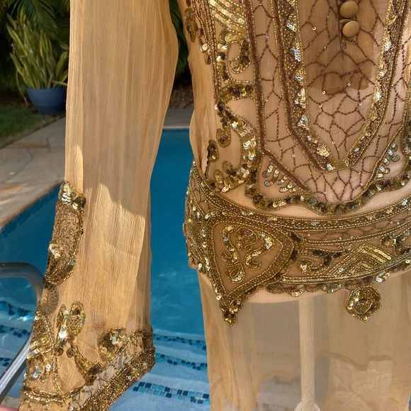 Stunning couture gold dress - Picture 8 of 11